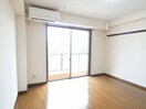写真は302号室です（参考） サンパレス篠ノ井