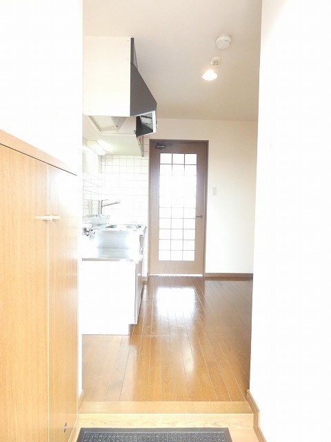 写真は302号室です（参考） サンパレス篠ノ井