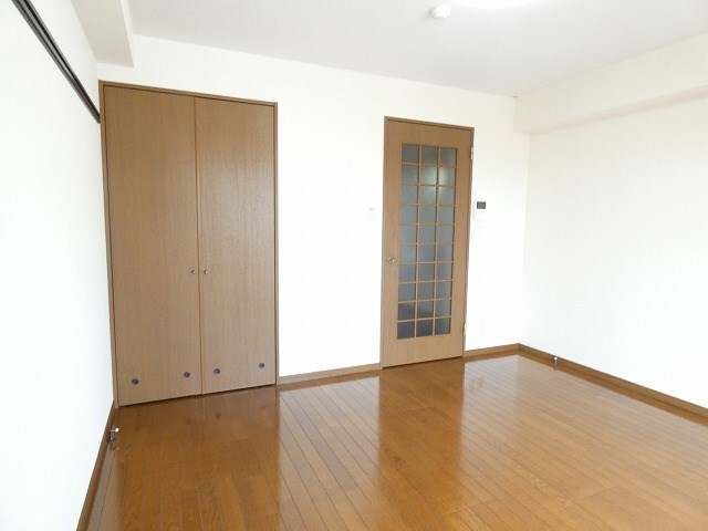 写真は302号室です（参考） サンパレス篠ノ井