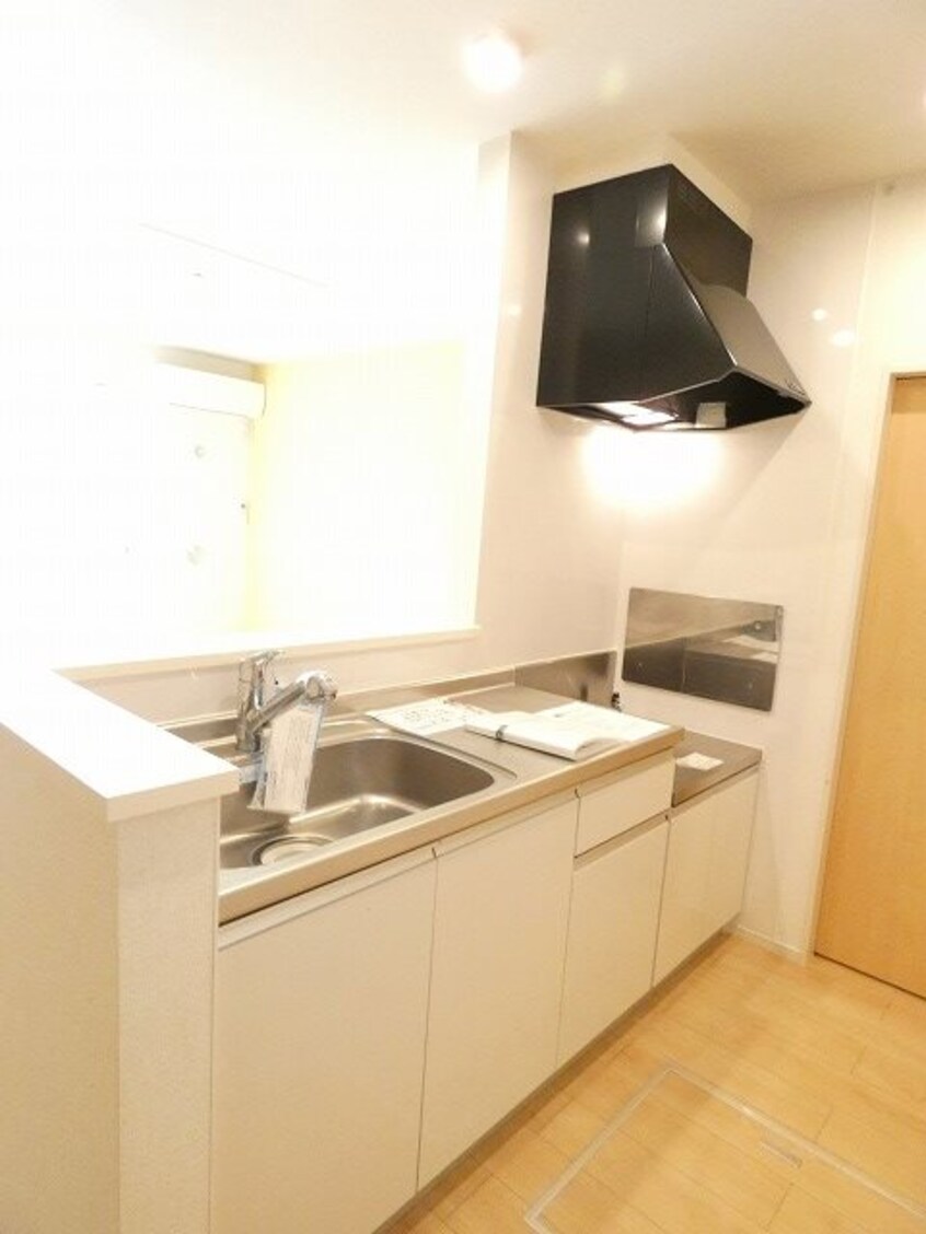  イースト　ゼファー