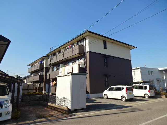  ロイヤルガーデン稲里C