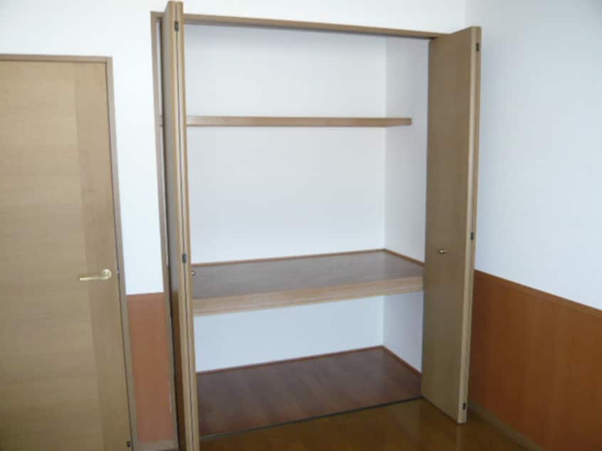  ロイヤルガーデン稲里C