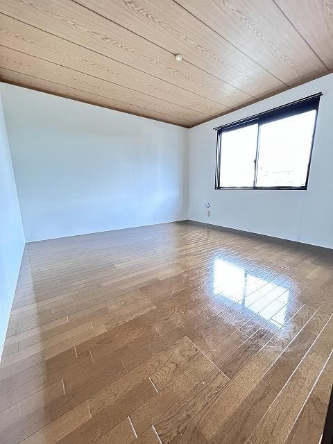 参考：102号室。101は和室です。 グリーンテラス宮島Ｂ棟