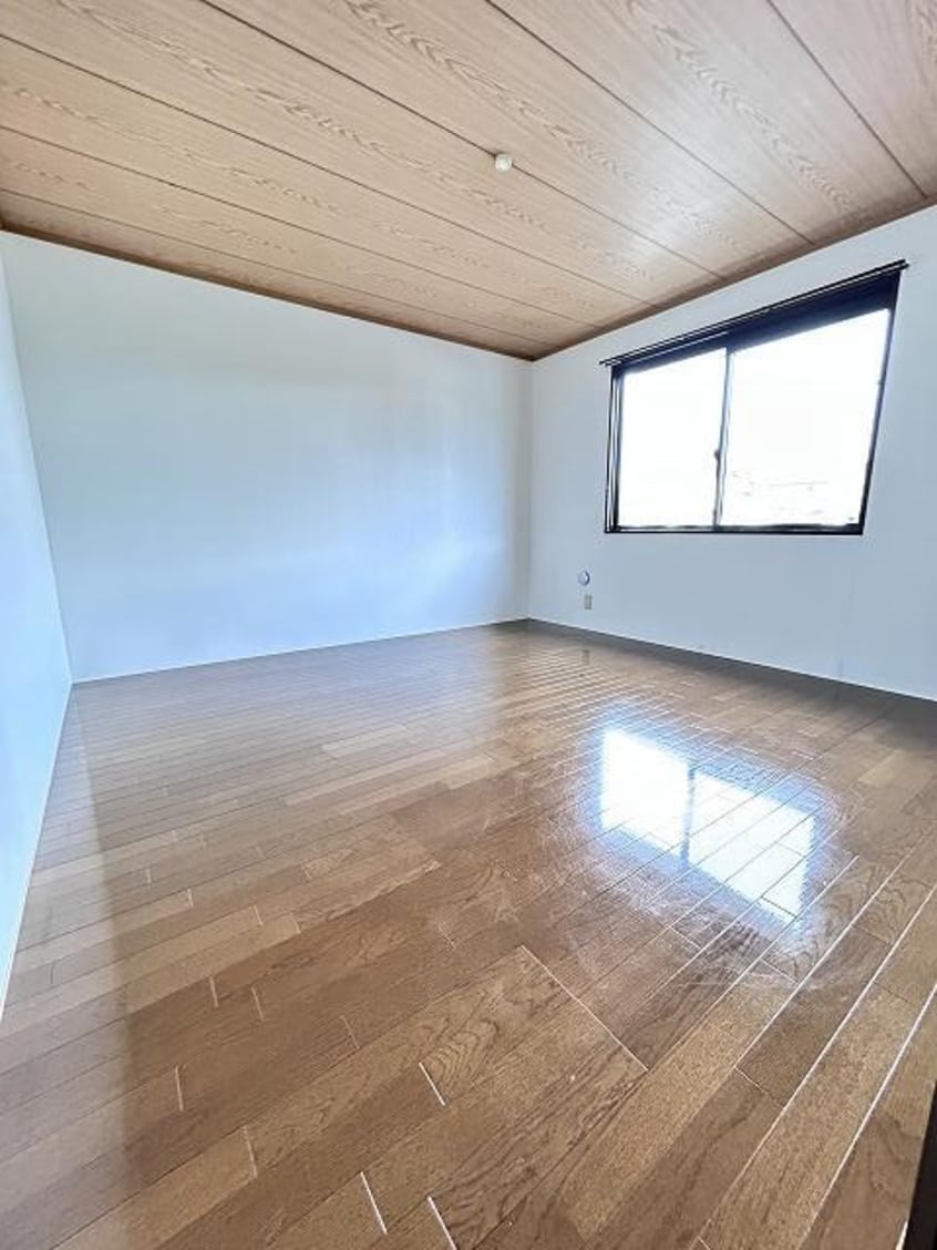 参考：102号室。101は和室です。 グリーンテラス宮島Ｂ棟