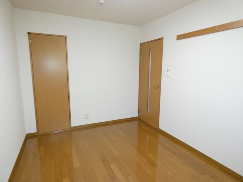  サープラスクオーレ