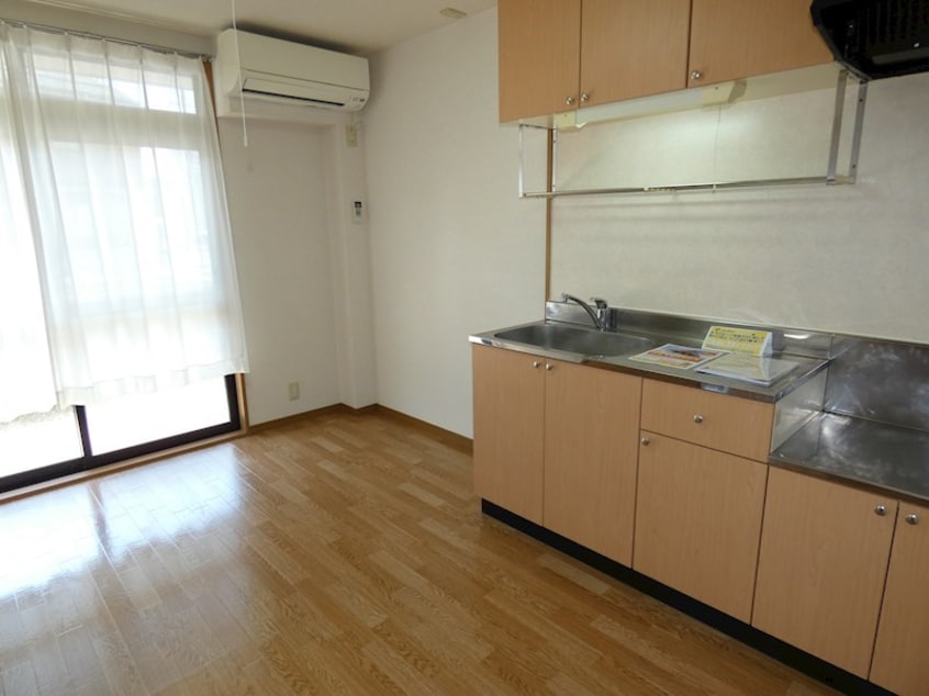  サープラスクオーレ