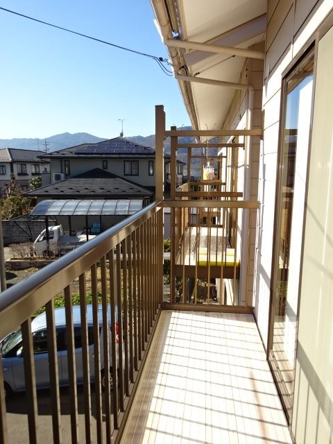 写真は101号室です（参考） かすがハイツ