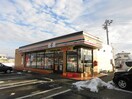 ｾﾌﾞﾝｲﾚﾌﾞﾝ 川中島中学校前店(コンビニ)まで493m パストラルハイムＣ