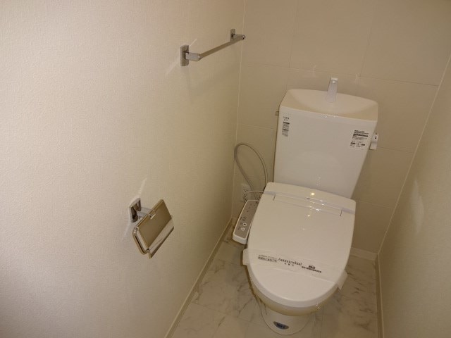 写真は302号室です。（参考） ラ　ルミエール