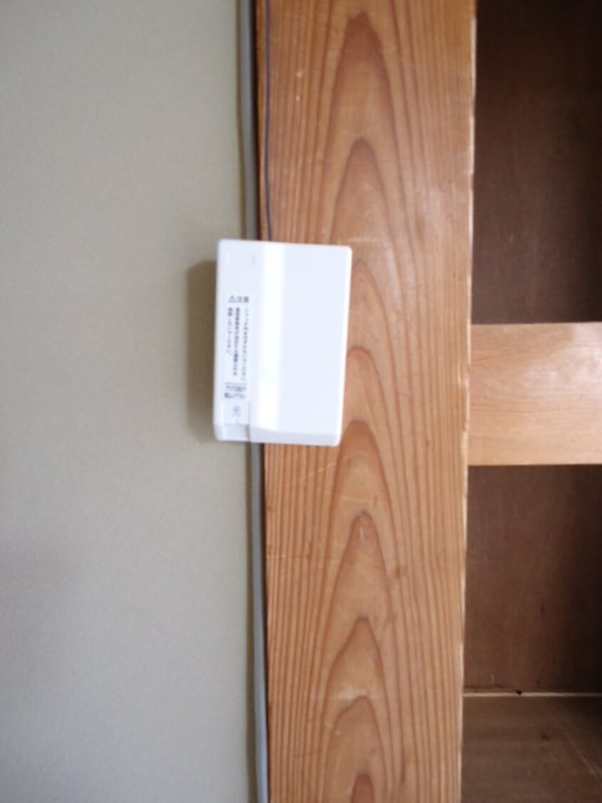  新井貸家　南東