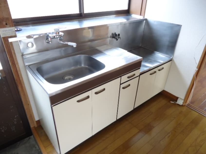  新井貸家　南東