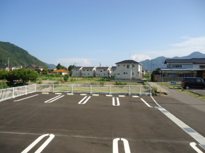 ラルーチェB