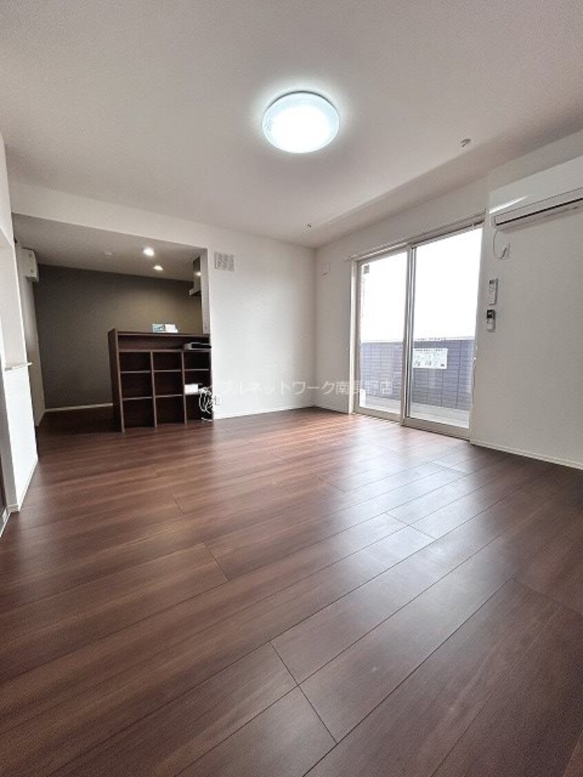  Mｅｌａ ｒｏｓｓａ