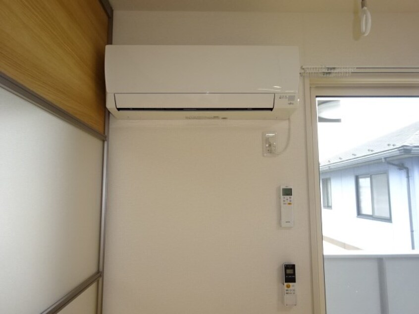 写真は203号室です（参考） パーシモン三本柳