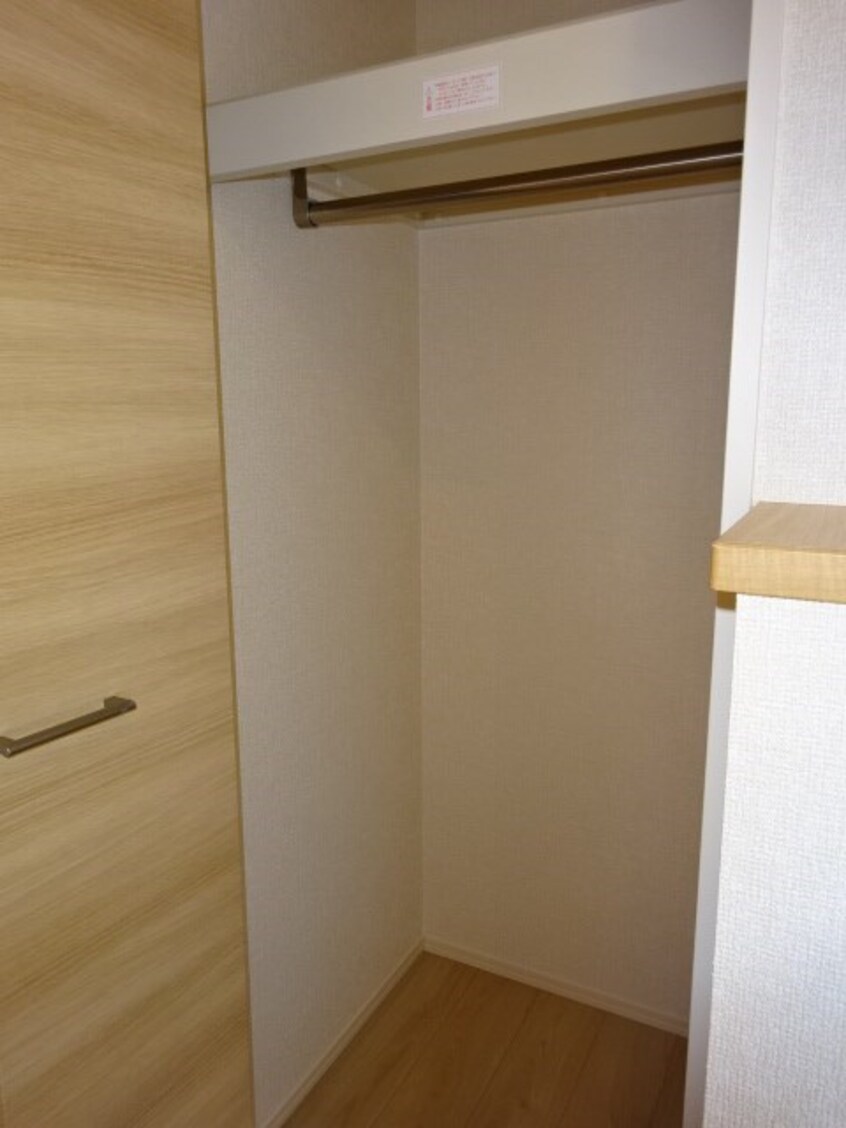 写真は203号室です（参考） パーシモン三本柳