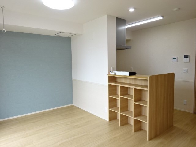 写真は203号室です（参考） パーシモン三本柳