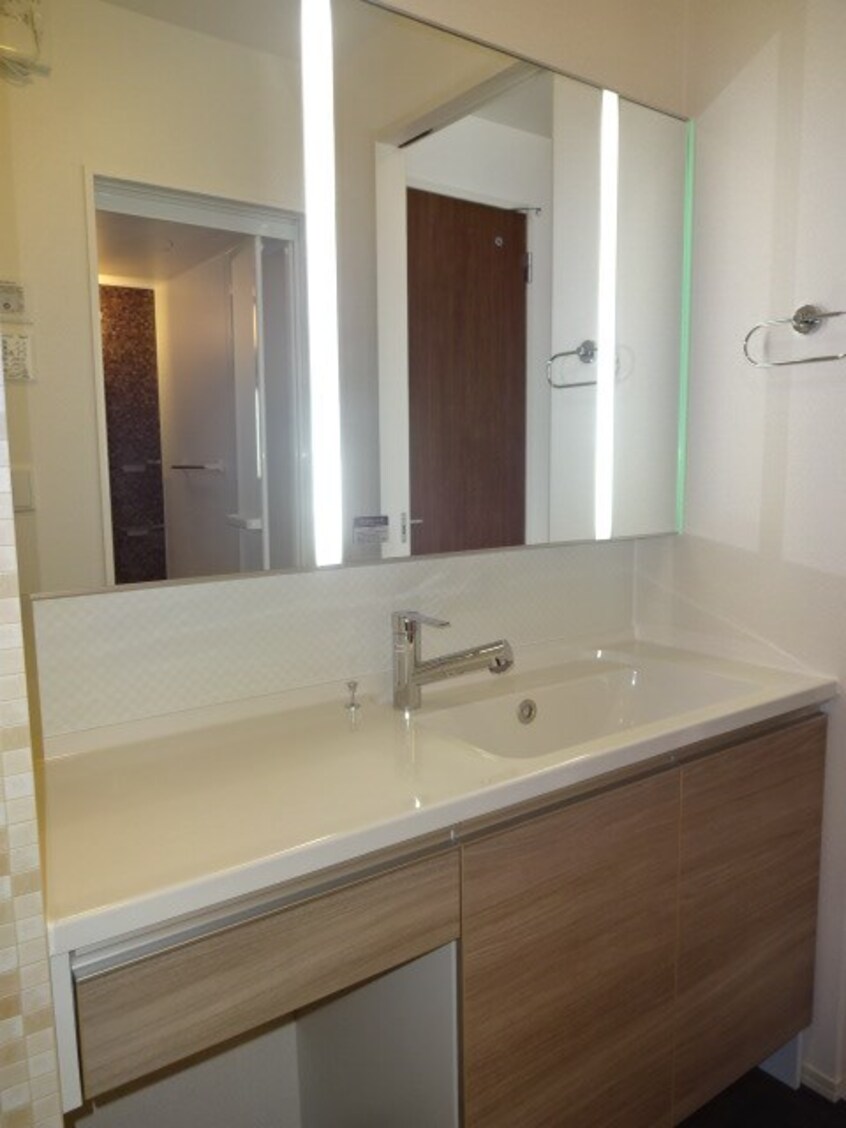 ※別部屋参考写真です。 ウッドランド　A