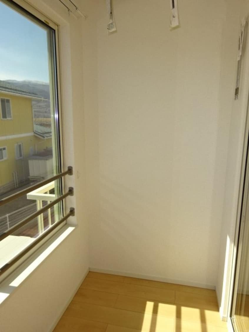 参考：204号室 グランシャリオ千曲A