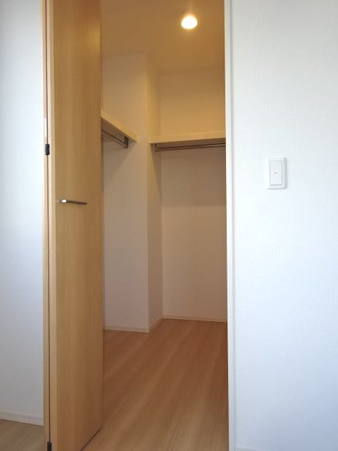 写真は103号室です（参考） Burg