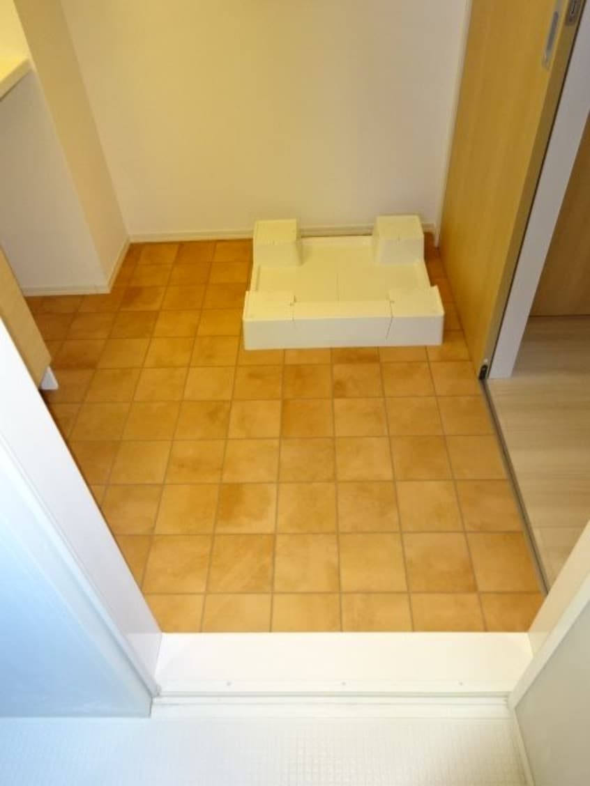 写真は103号室です（参考） Burg