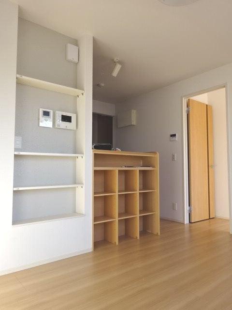 写真は103号室です（参考） Burg