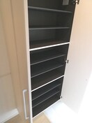 写真は102号室です。（参考） ラ・オハナ・エコル