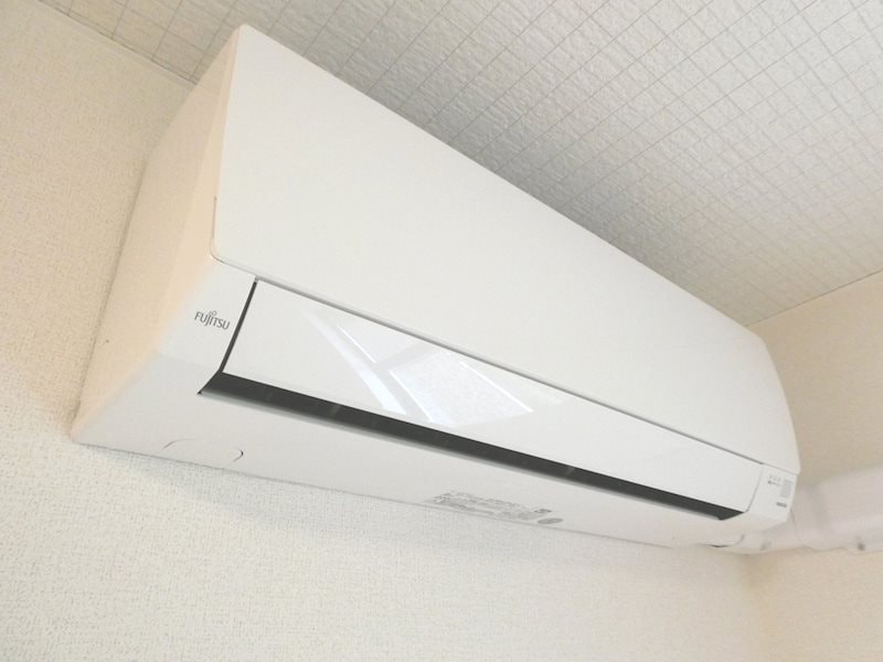 写真は102号室です。（参考） ラ・オハナ・エコル