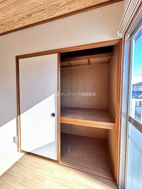  メゾン青木島　西館