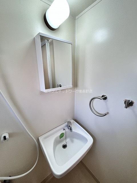  メゾン青木島　西館