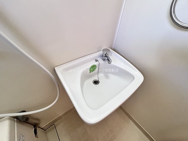  メゾン青木島　西館