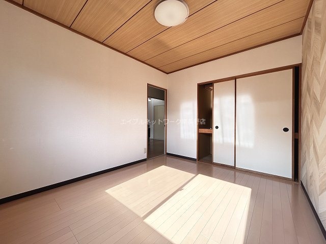  メゾン青木島　西館