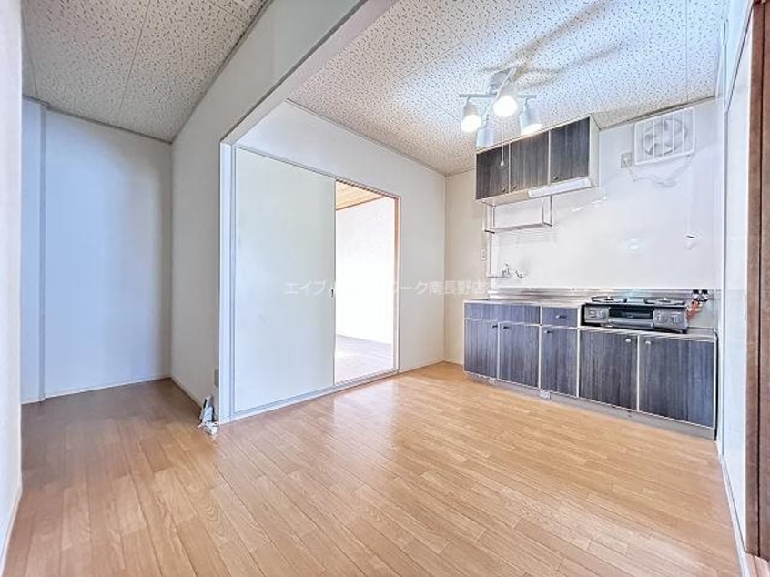  メゾン青木島　西館