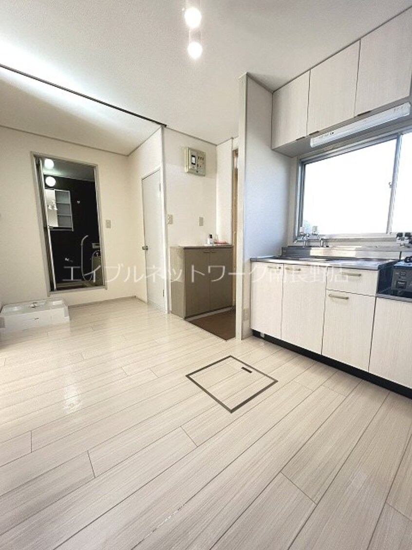  メゾン青木島　東館