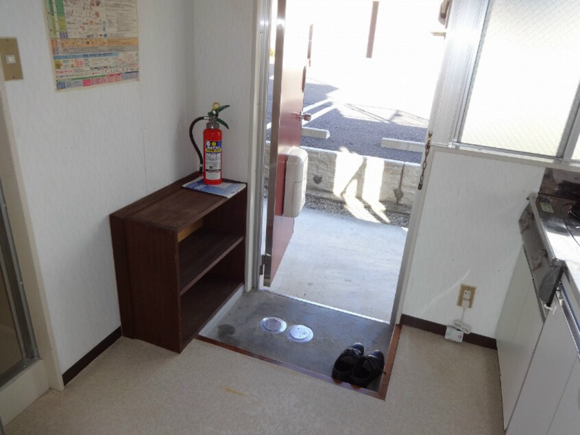  篠ノ井線/松本駅 バス20分三才山線　岡田東区下車:停歩4分 3階 築38年