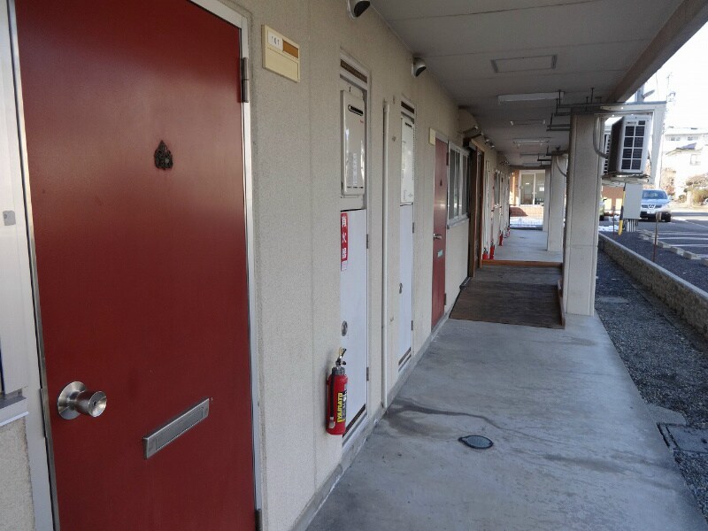  篠ノ井線/松本駅 バス20分三才山線　岡田東区下車:停歩4分 3階 築38年