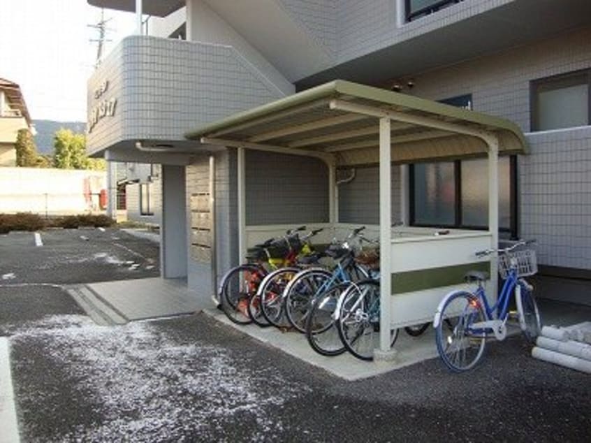  大糸線/北松本駅 バス20分三才山線　松岡口下車:停歩8分 3階 築26年