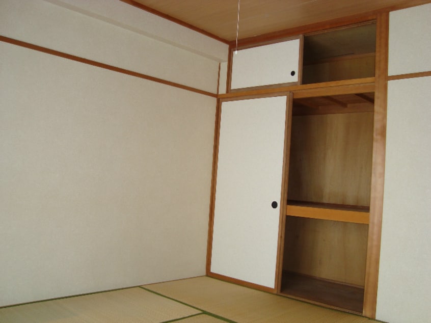  マンション小林