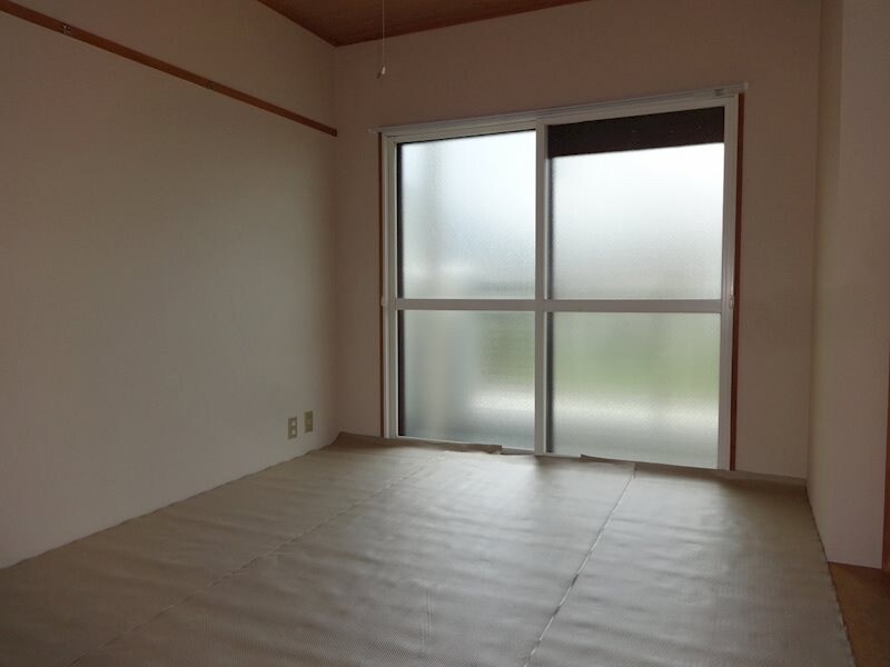  ホワイトパレス