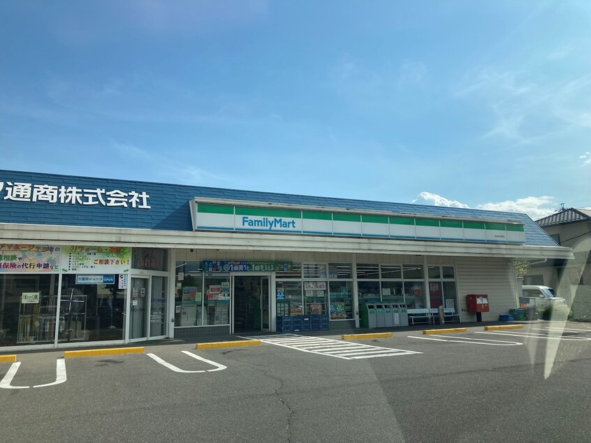 ﾌｧﾐﾘｰﾏｰﾄ 松本征矢野店(コンビニ)まで350m アルピコ交通上高地線/渚駅 徒歩15分 1階 築26年