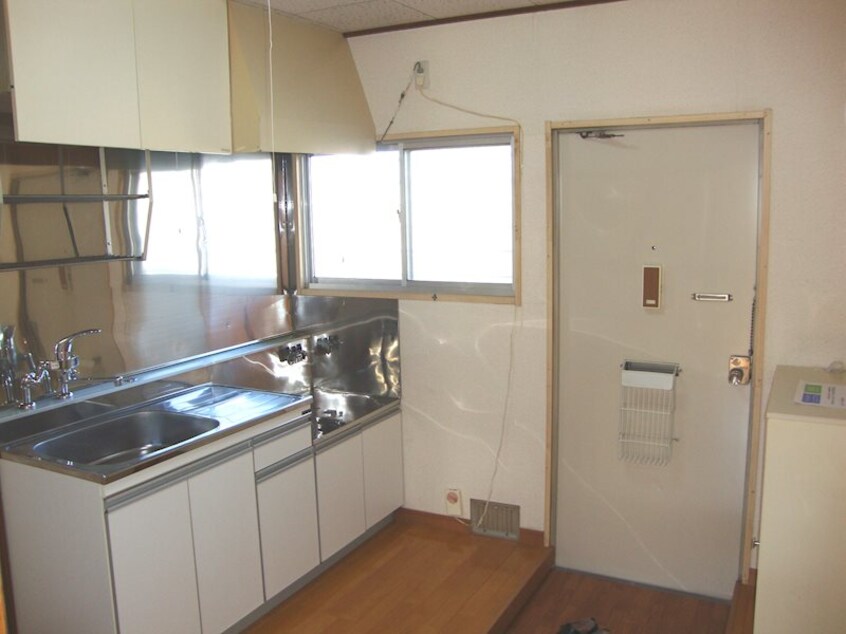  パナハイツ井川城