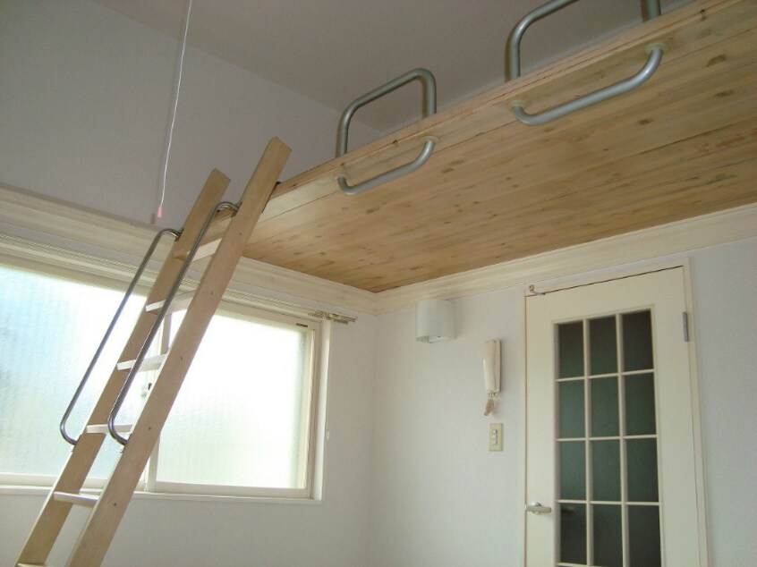  パレスコート渚