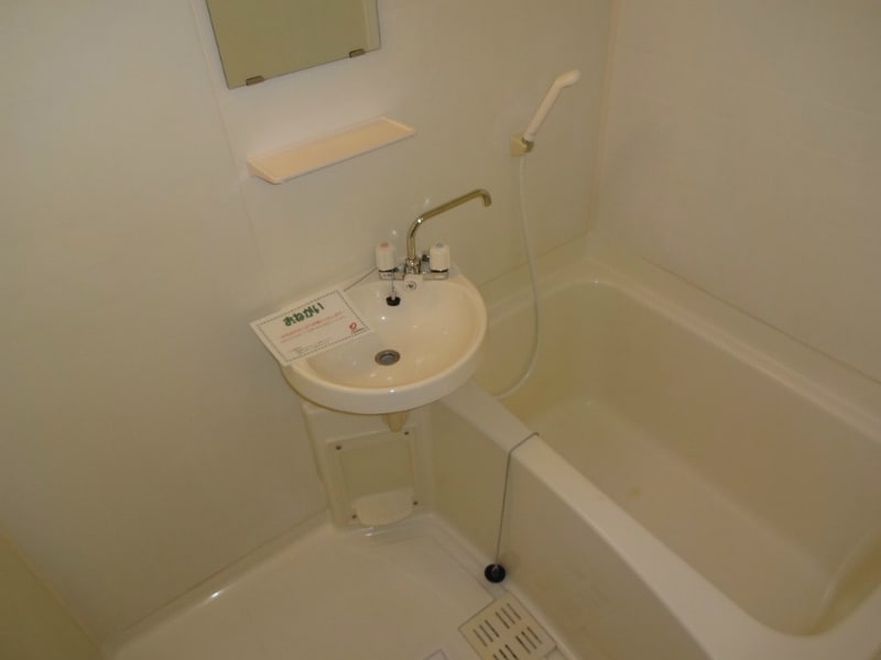  篠ノ井線/松本駅 バス17分惣社下車:停歩7分 1階 築31年