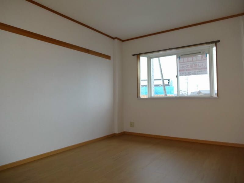  篠ノ井線/松本駅 バス17分惣社下車:停歩7分 1階 築31年