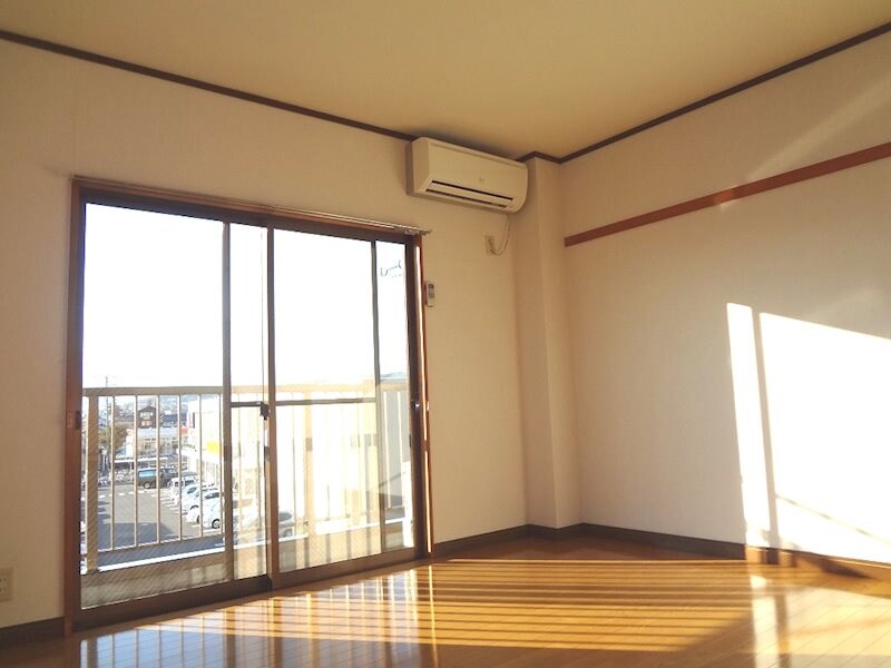  ヴィラ滝沢　元町