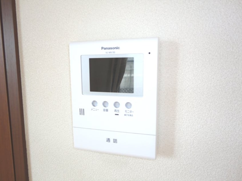  ＳＴＥＰ ＣＯＵＲＴ ＯＮＩＷＡ