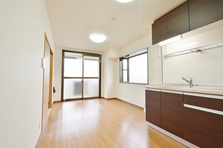  ファミーユ鎌倉