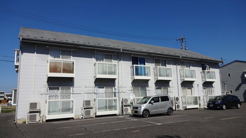  篠ノ井線/松本駅 バス15分野溝口下車:停歩10分 1階 築33年