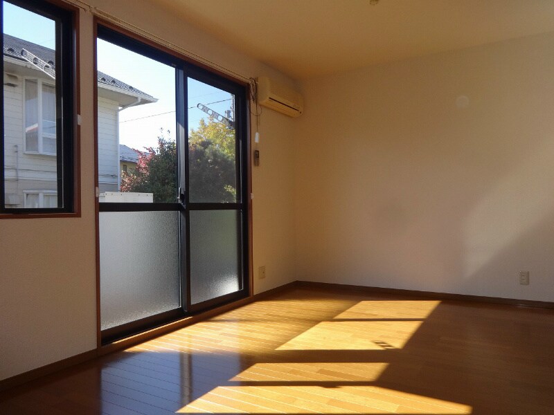  ハイツシャリオＣ