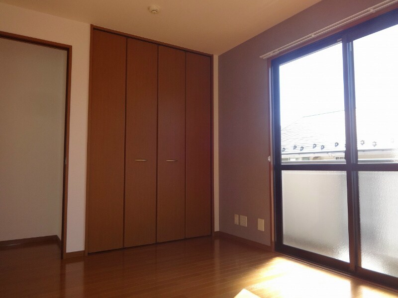  ハイツシャリオＣ