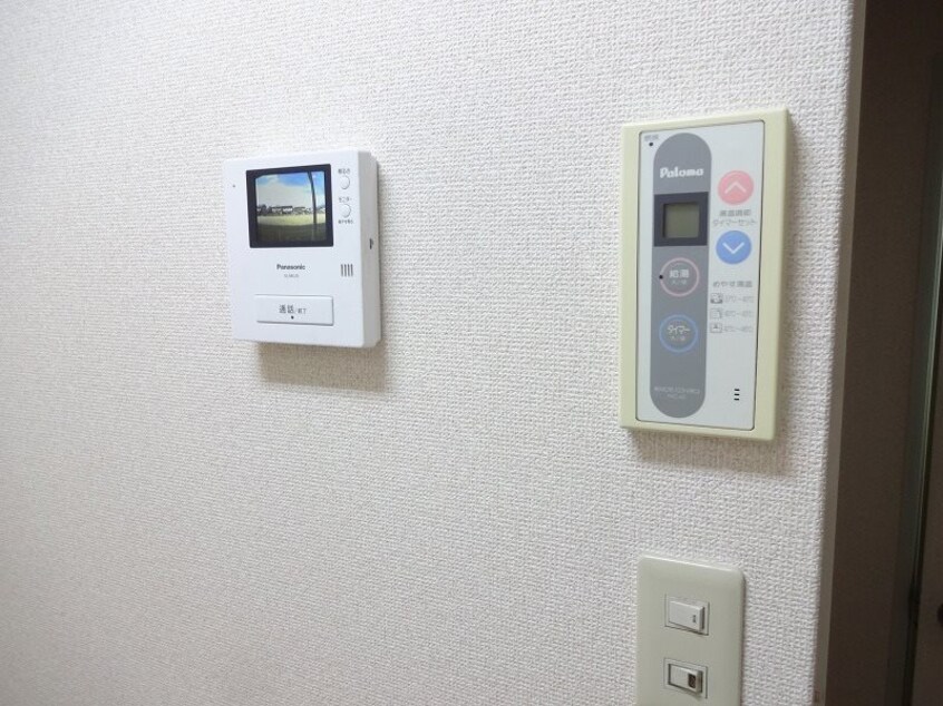  レヨネール・ＨＯＳＯＮＯ